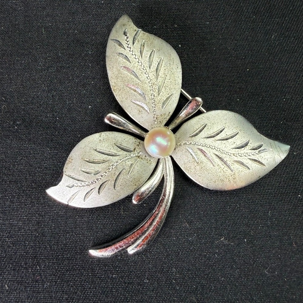 Vintage Sterling Silver Theda Leaf Pearl‎ Brooch Pin Elegant Floral Gem Accent